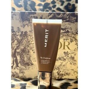 BNIB Merit - The Uniform - Tinted Mineral Sunscreen SPF 45 /Shade 14/NWOB